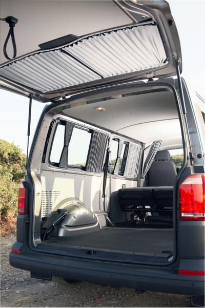 images Blickdichte Vorhänge VW T5 T6 in grau/schwarz – Premium Gardinen Set für Kombi und Transporter, Seitenfenster und Heckflügeltüren.
